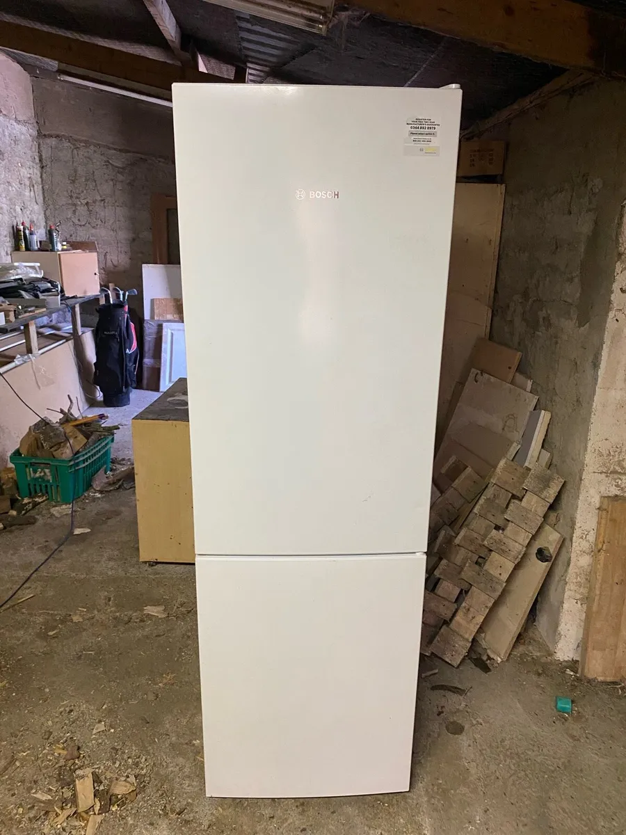 Fridge freezer - Image 1