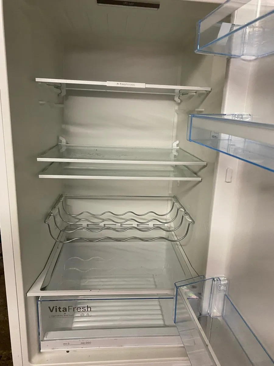 Fridge freezer - Image 4