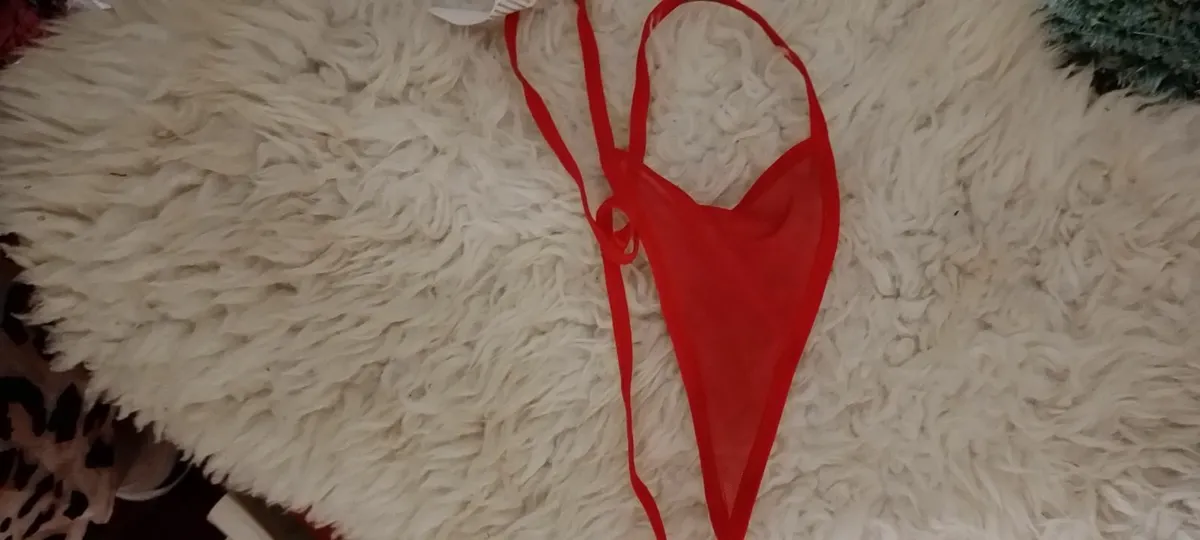 Crossdresser? Lingerie thongs etc - Image 2