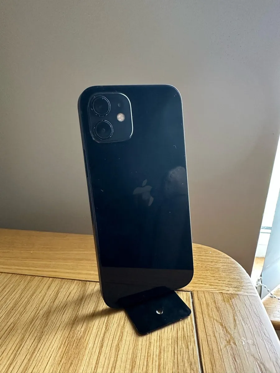 Apple iPhone 12 64GB (pristine condition) - Image 2