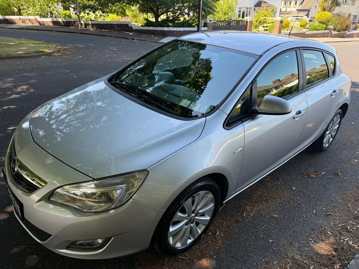 2010 Opel Astra Low Mileage - Image 3