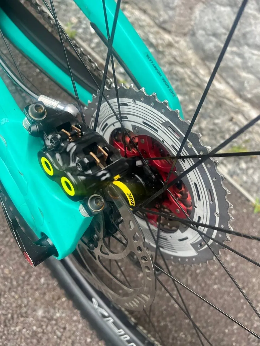Mountain bike - Image 4