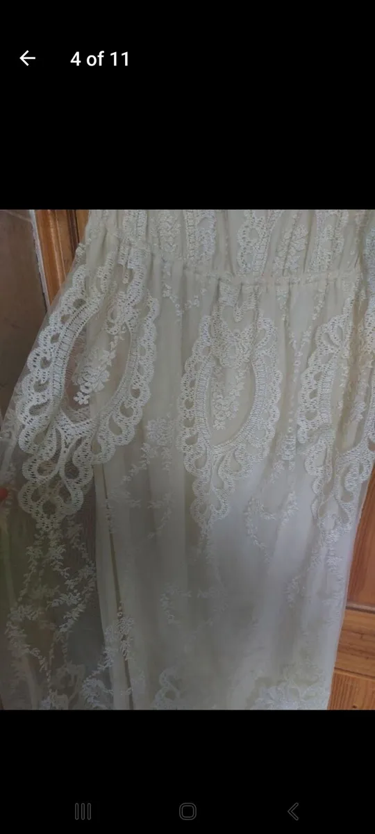 River Island cream lace maxi dress (free post) - Image 4