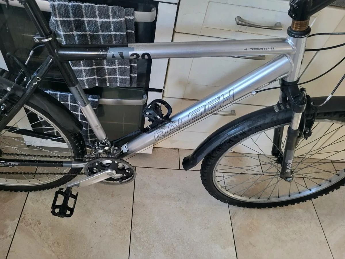 mountain bike - Image 2