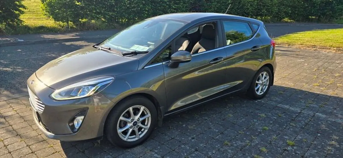 NEW MODEL 2017 FORD FIESTA 1.1 ZETEC - NCT & TAX - Image 3