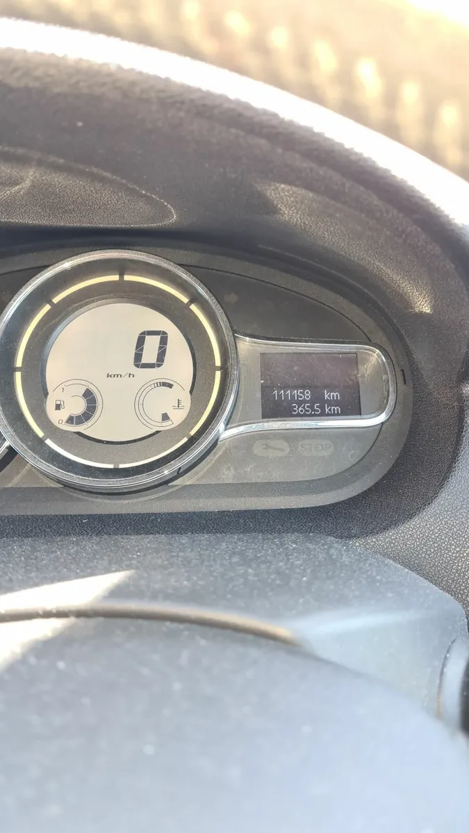 Renault Megane 2015 - Image 2
