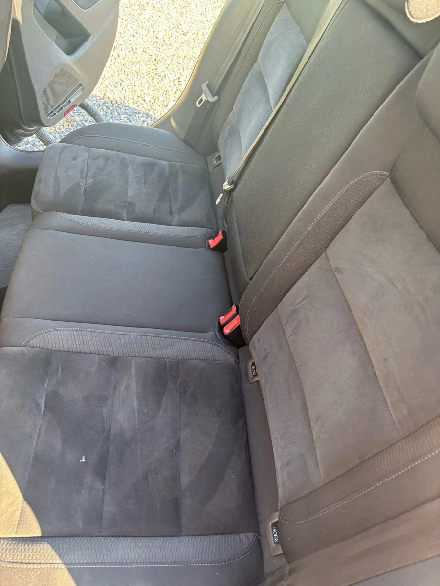 Volkswagen Golf 2.0 TDI GT 140Bhp - Image 3