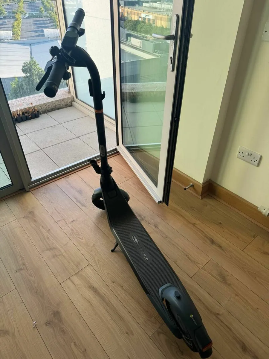 Segway Kickscooter E2 Pro D - Image 4