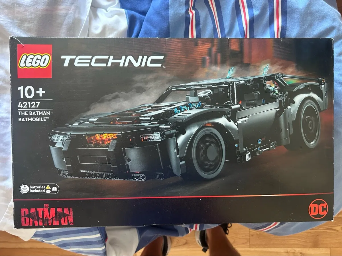 Lego Technic Batmobile - Image 1