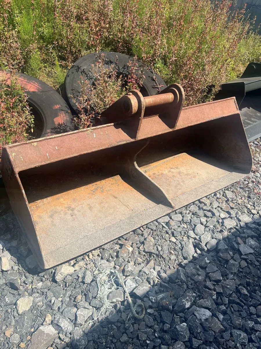 Grading bucket 65mm pin - Image 1
