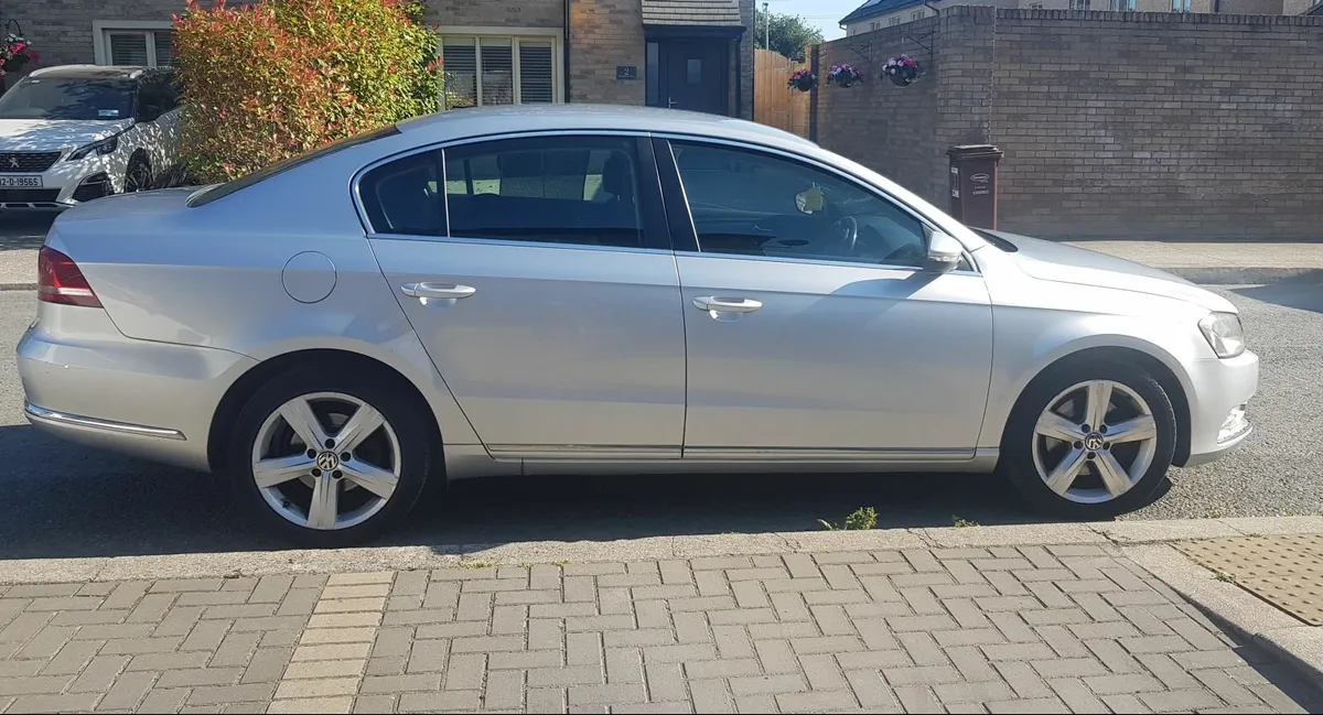 Volkswagen Passat 2012 TDI Automatic - Image 1