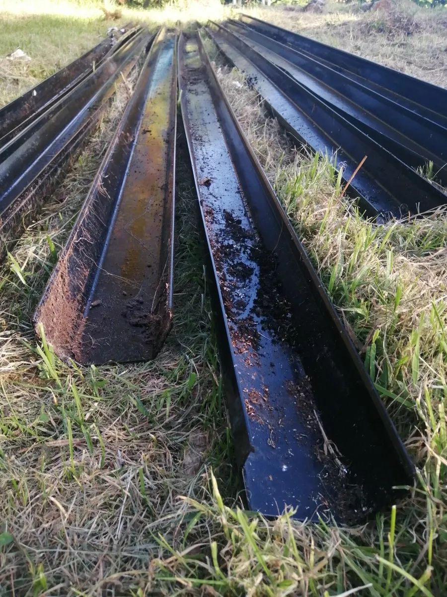 guttering - Image 1