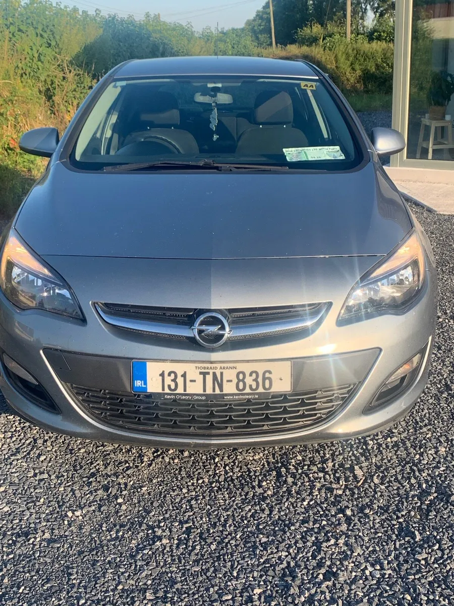 Opel Astra - Image 1