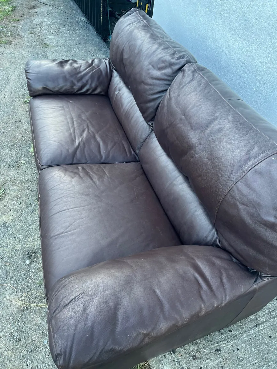 Leather sofa - Image 3