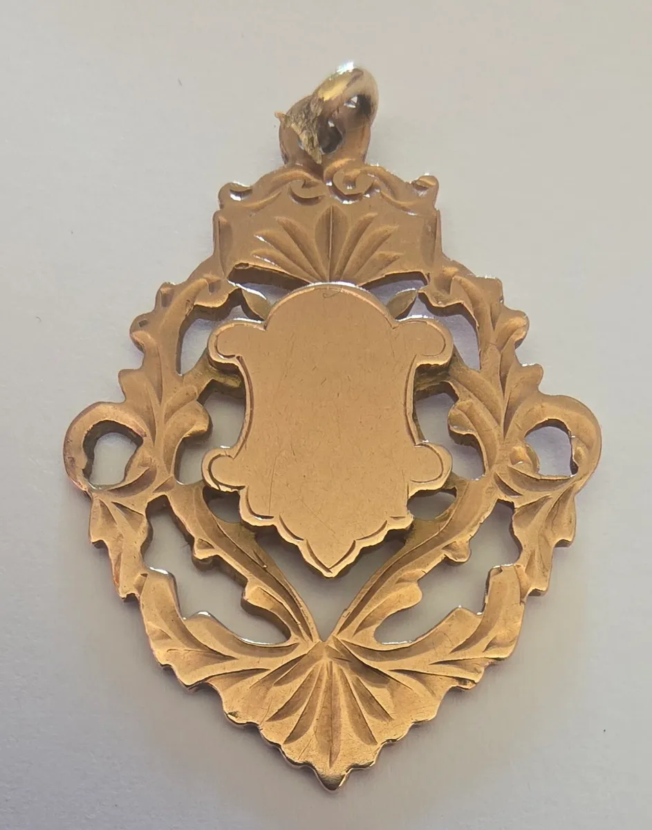 9ct gold medal - Image 1