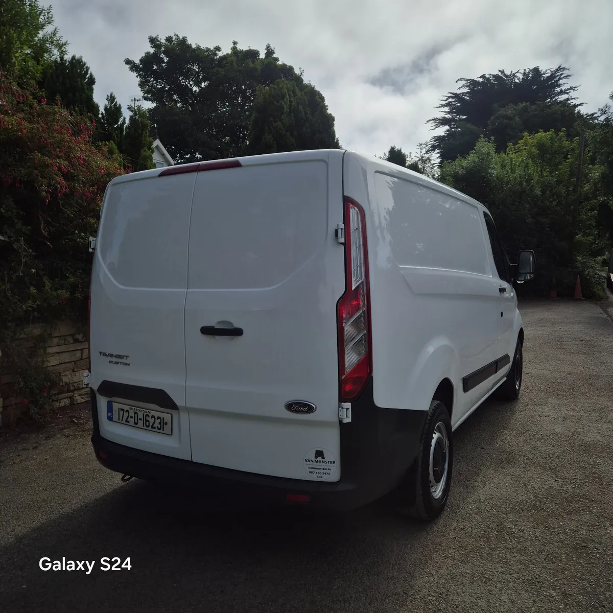 Ford Transit Custom 2017 new cvrt - Image 3