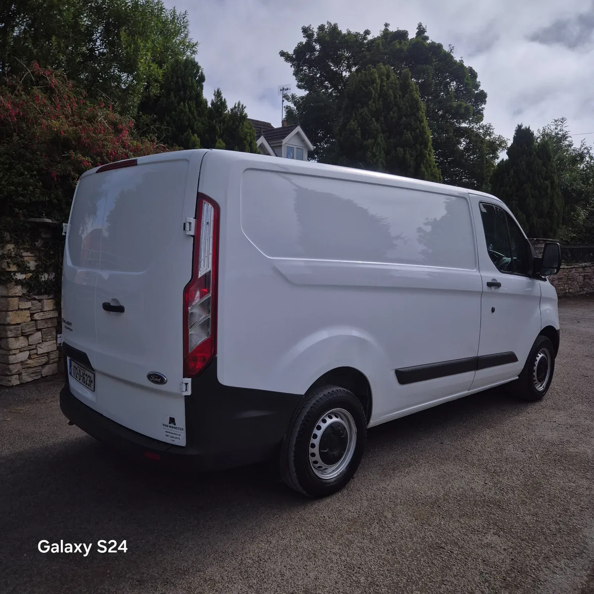 Ford Transit Custom 2017 new cvrt - Image 2