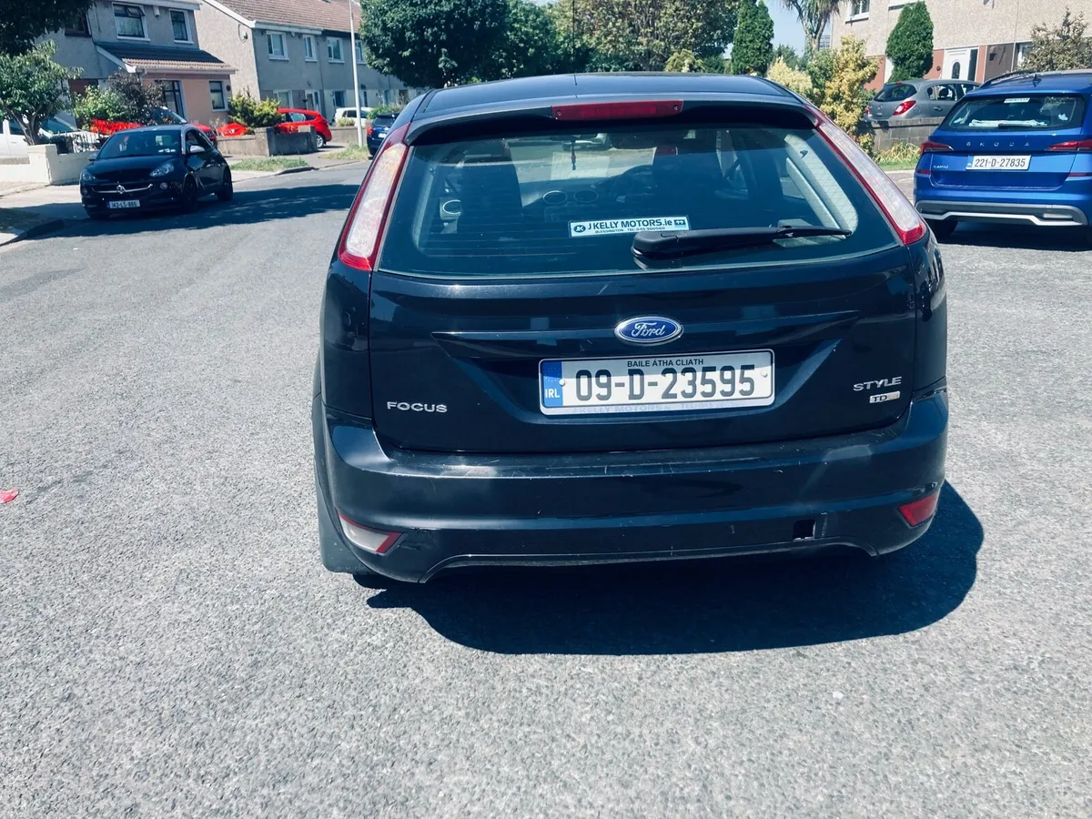 Ford focus - Image 2