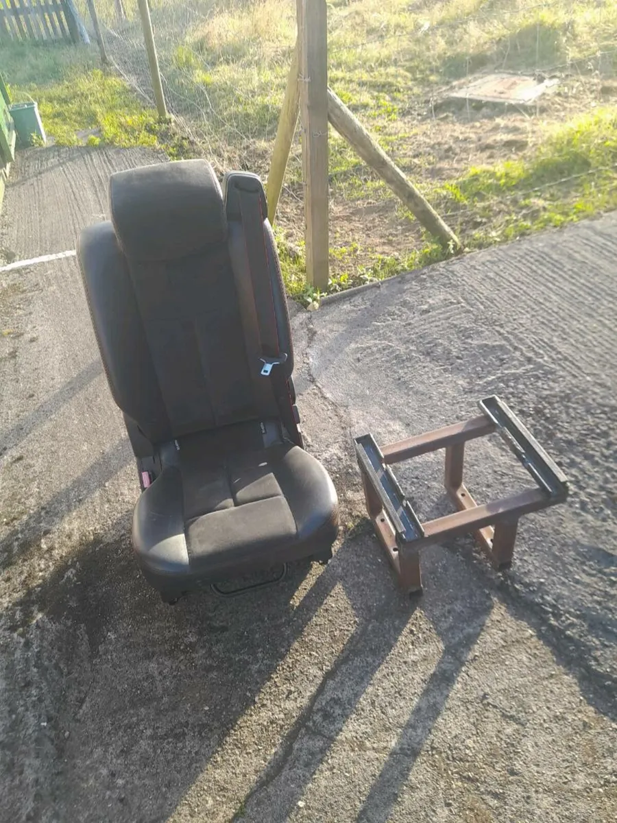Camper van additional seat, built in seat belts - Image 1