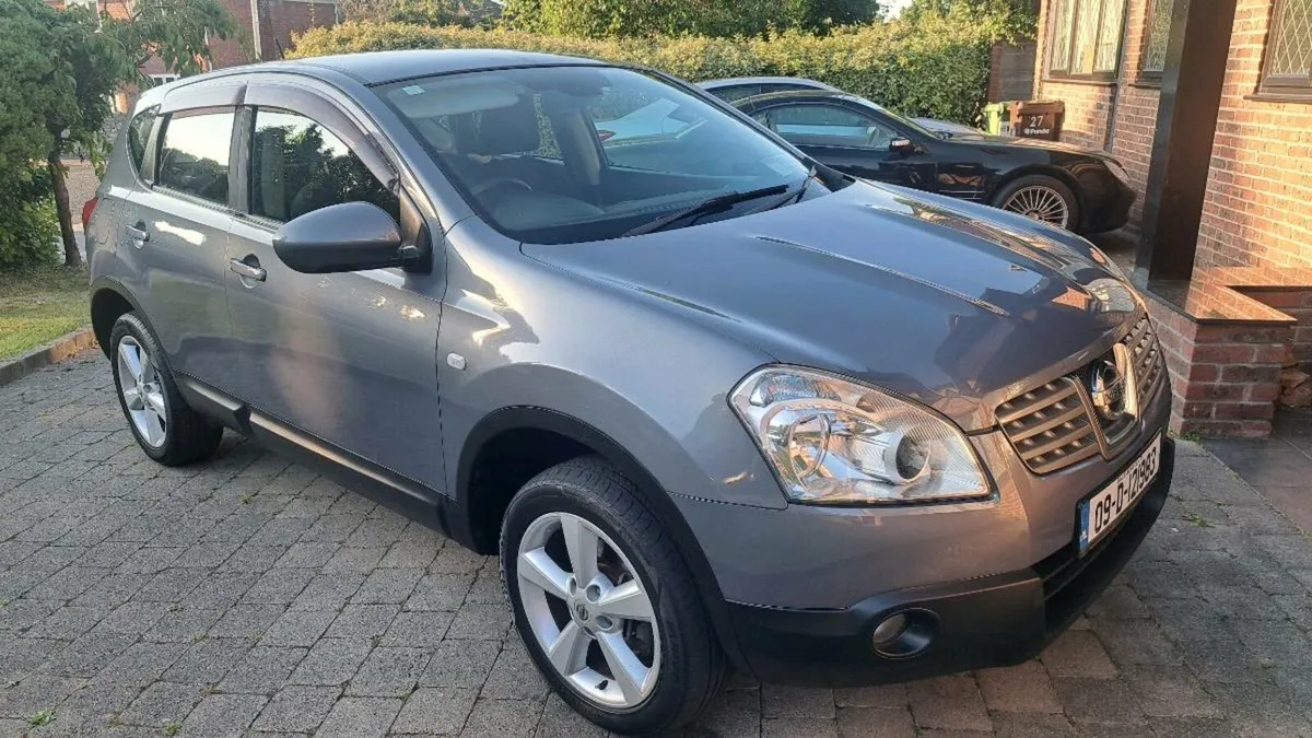 NISSAN QASHQAI 1.5 DCI 2009 VERY CLEAN - Image 1