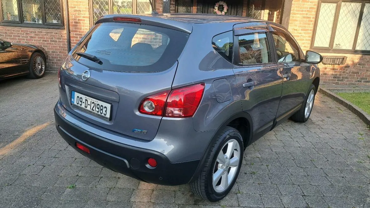 NISSAN QASHQAI 1.5 DCI 2009 VERY CLEAN - Image 3