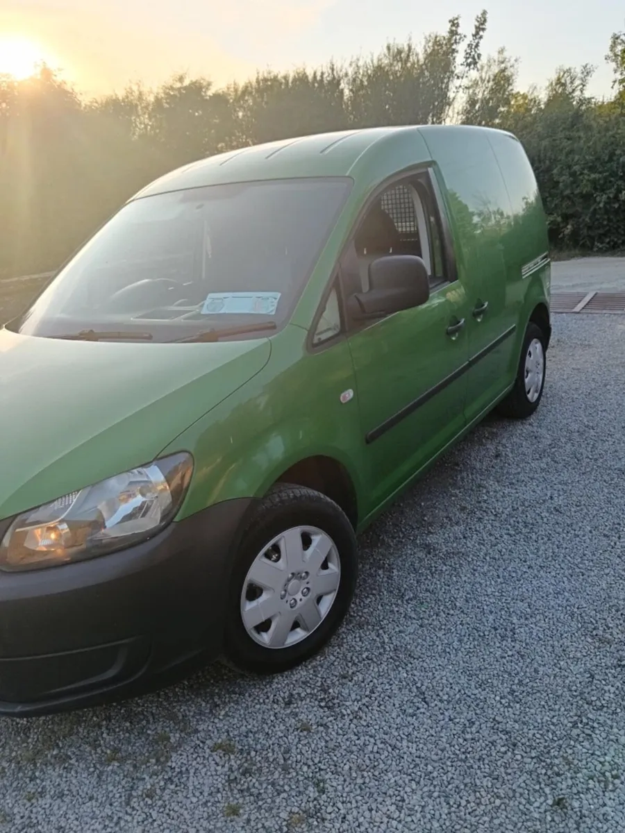 Volkswagen Caddy 2011,1.6 Diesel - Image 2