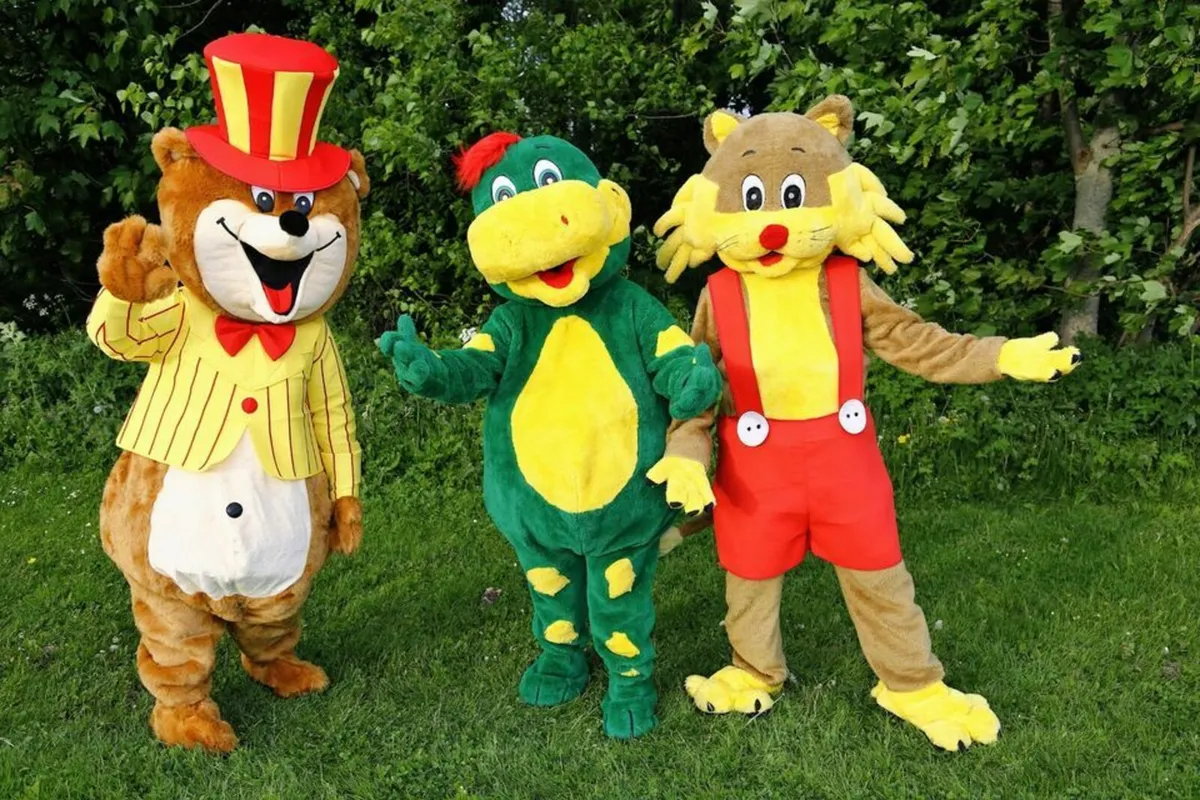 Circus bear Mascot costume for sale - Image 3