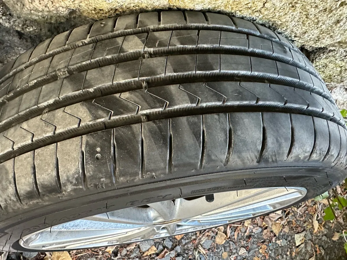 Suzuki Swift 17 inch alloys - Image 4