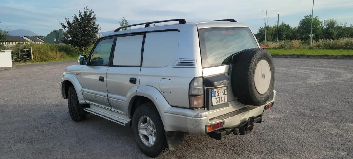 Toyota Land Cruiser 2003 - Image 3