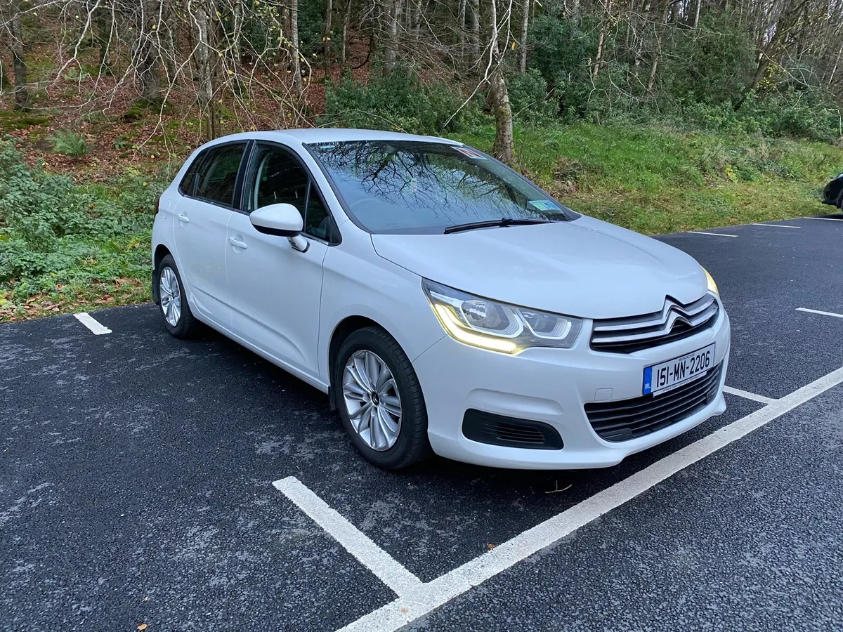 151 Citroen C4 Hatchback - Image 2