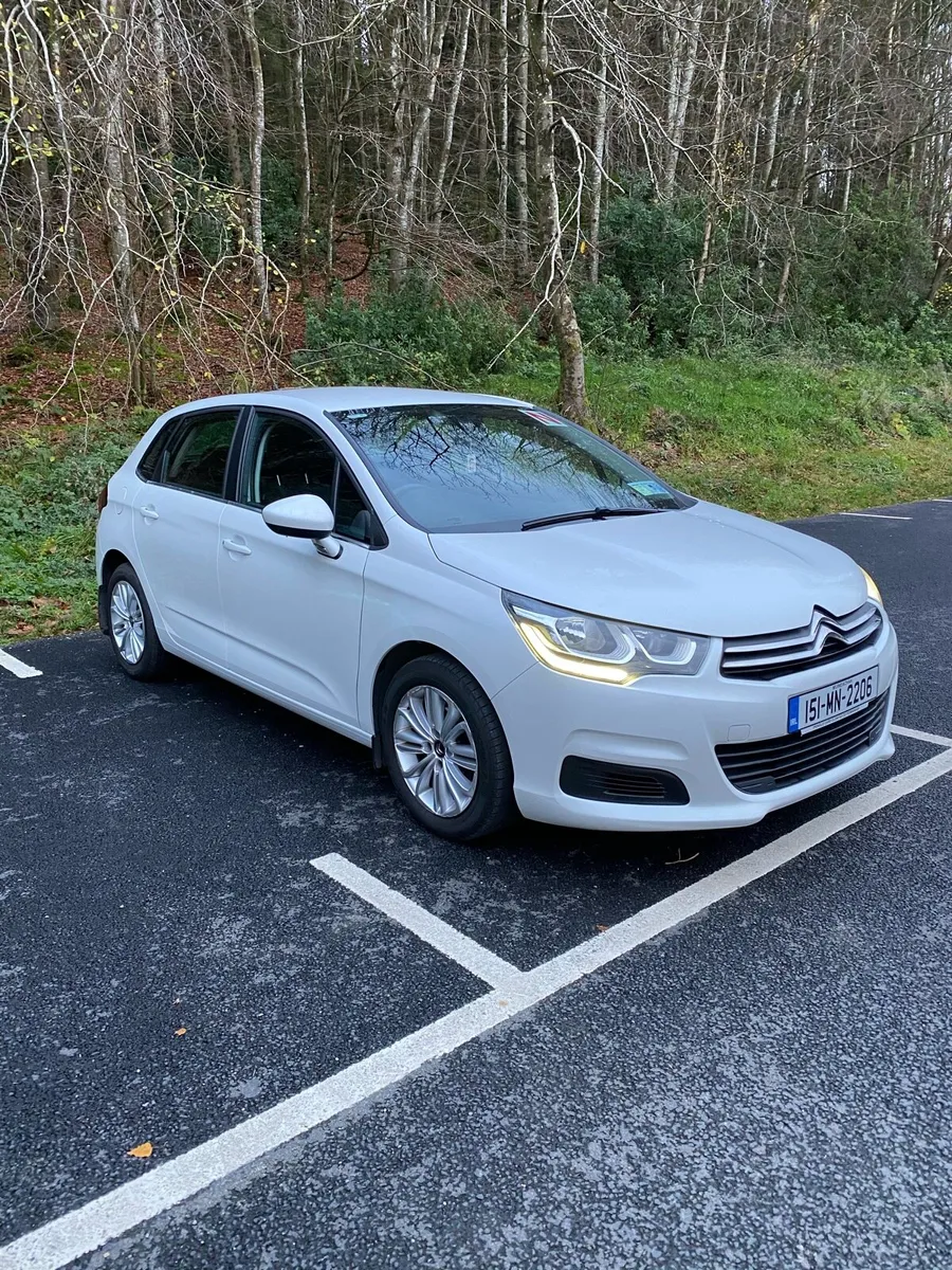 151 Citroen C4 Hatchback - Image 3