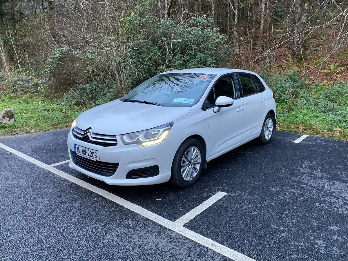151 Citroen C4 Hatchback - Image 4