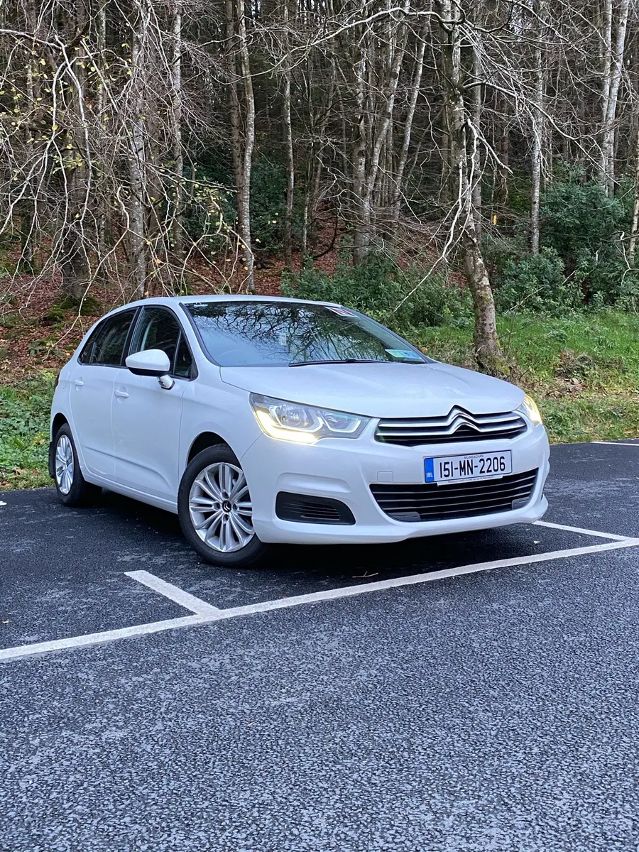 151 Citroen C4 Hatchback - Image 4