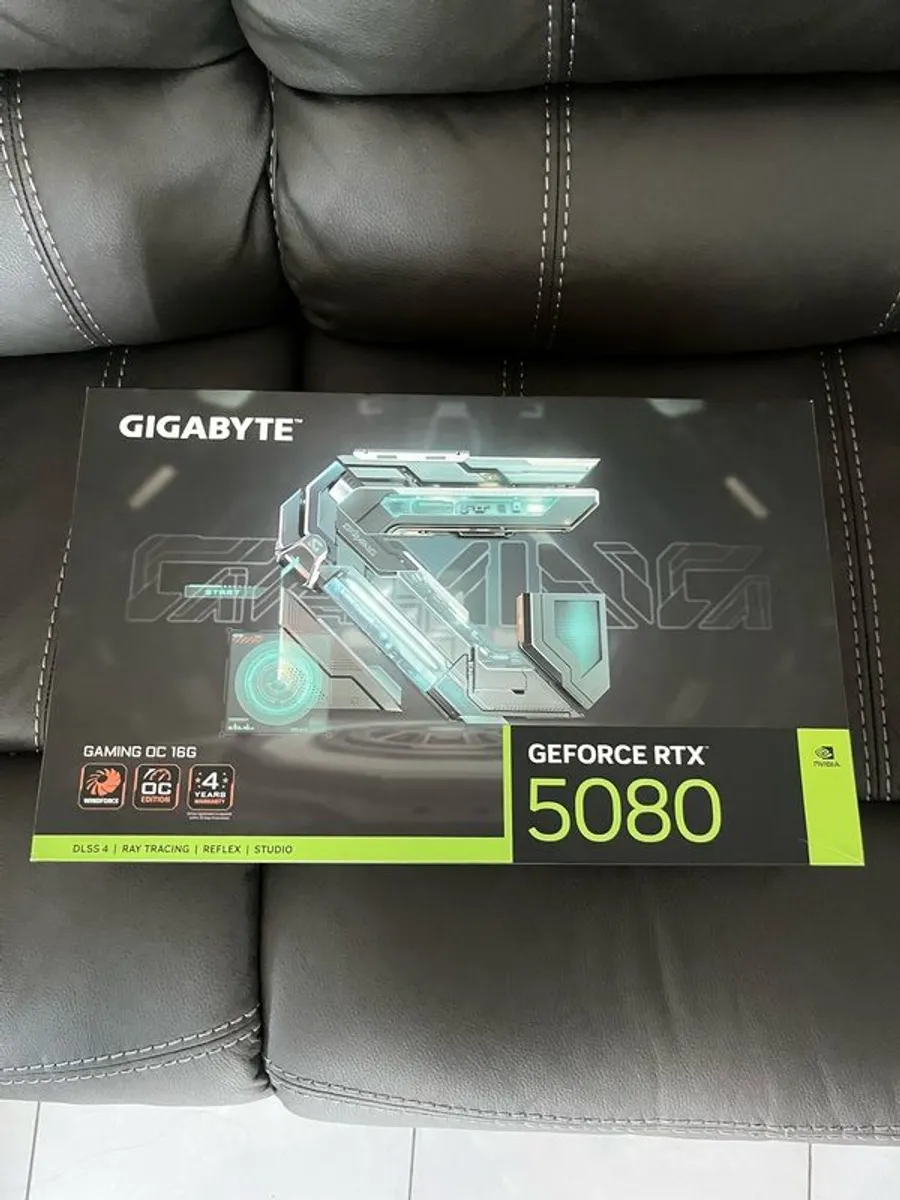 Gigabyte GeForce RTX 5080 GAMING OC 16G Graphics Card. - Image 2