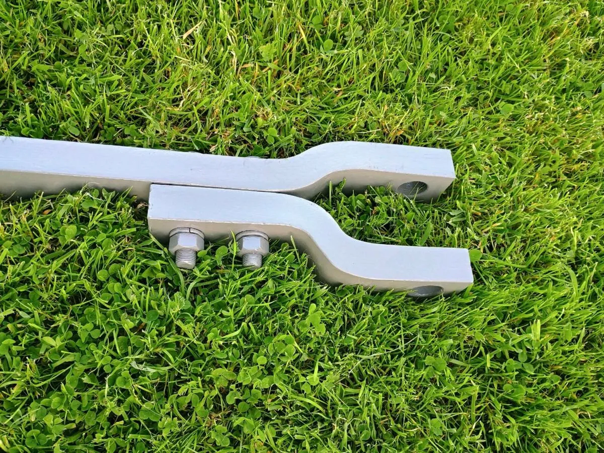 Massey Ferguson swing drawbar - Image 3