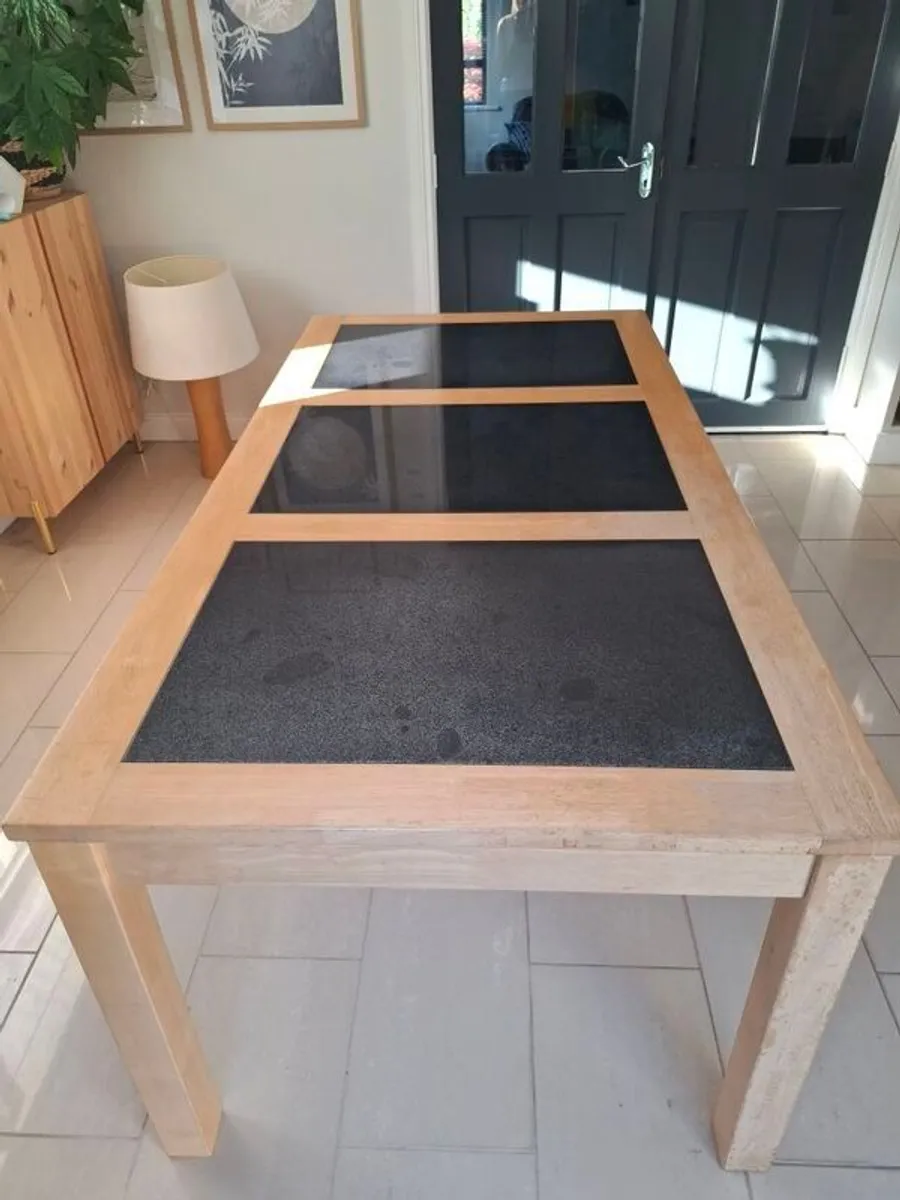 Kitchen table - Image 2