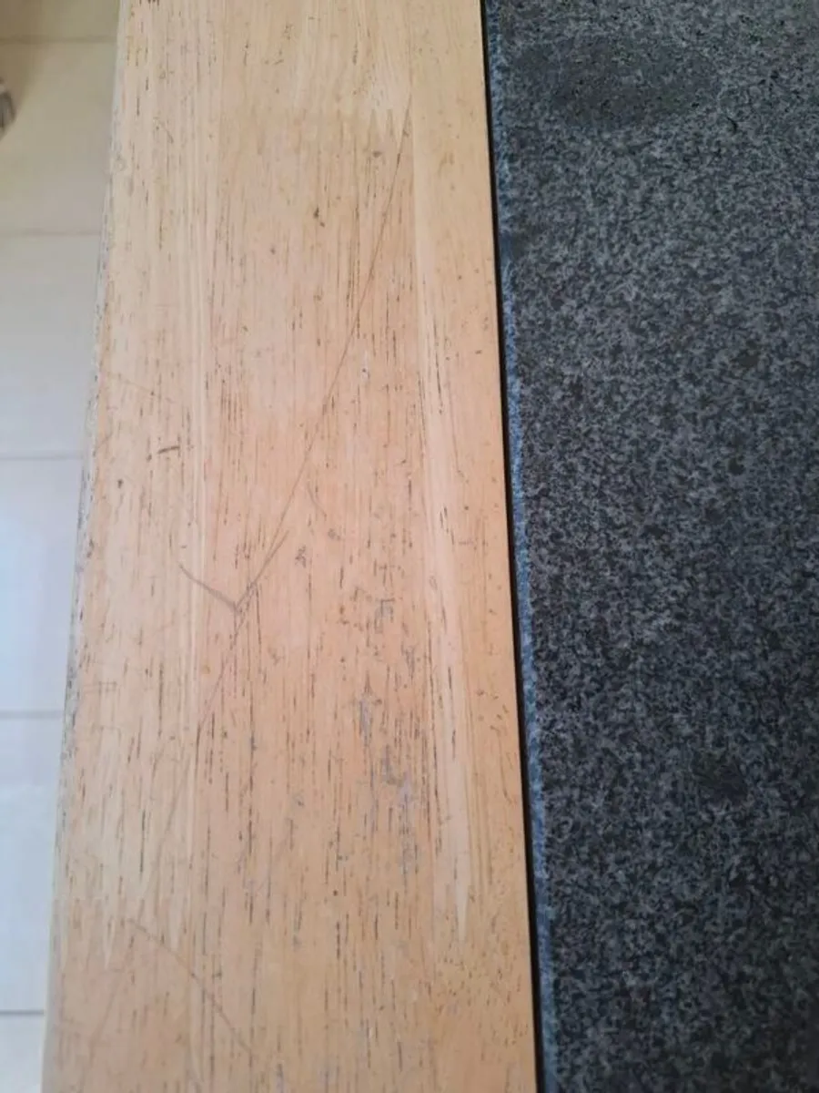 Kitchen table - Image 3