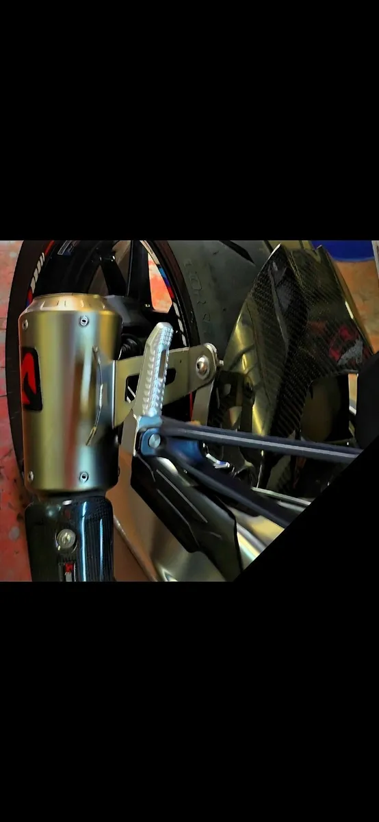 BMW S 1000 RR 2018 - Image 3