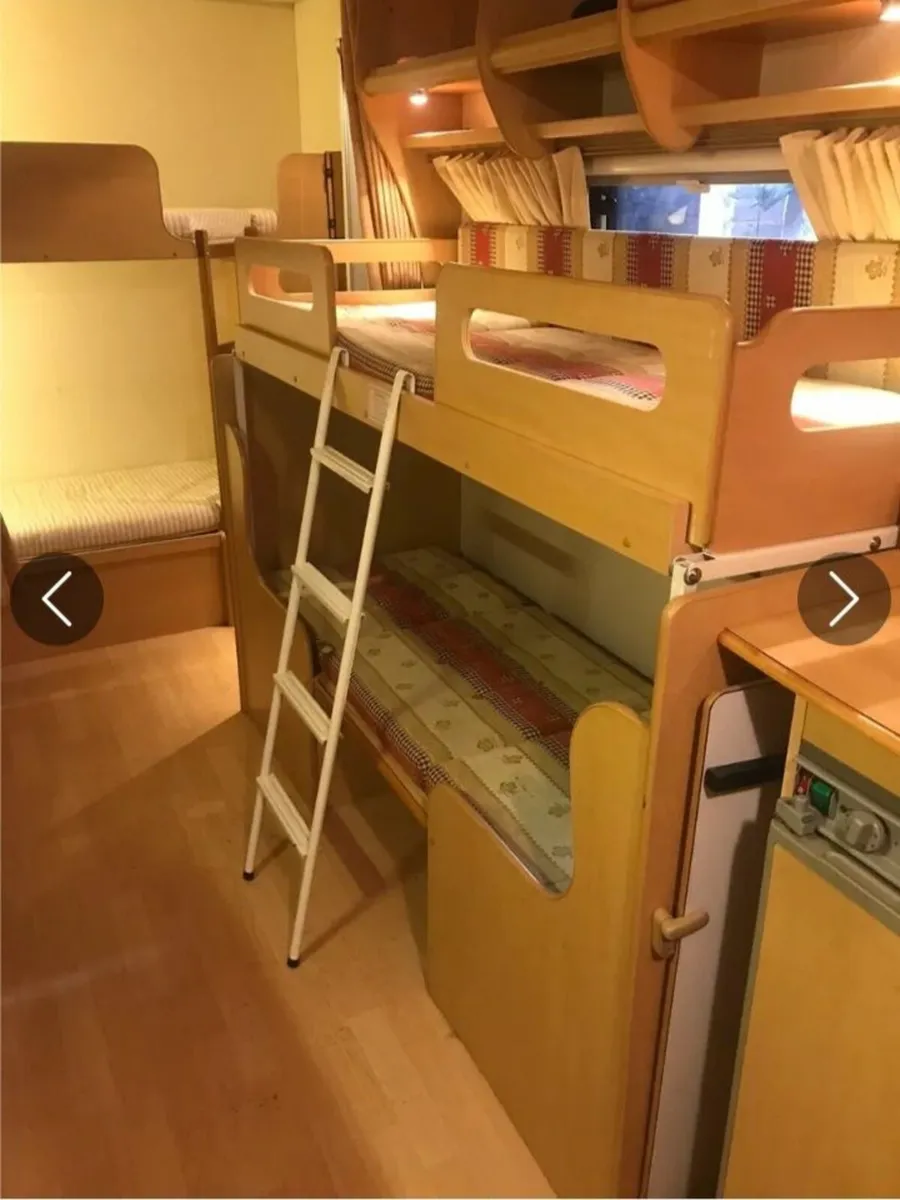 Caravan - Image 2