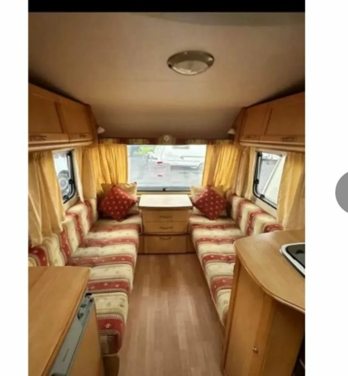 Caravan - Image 4