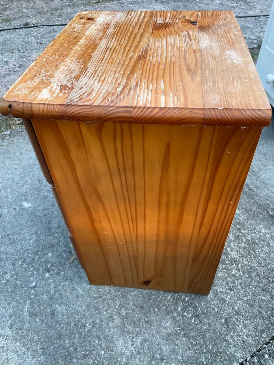 Bedside locker (wood) - Image 2