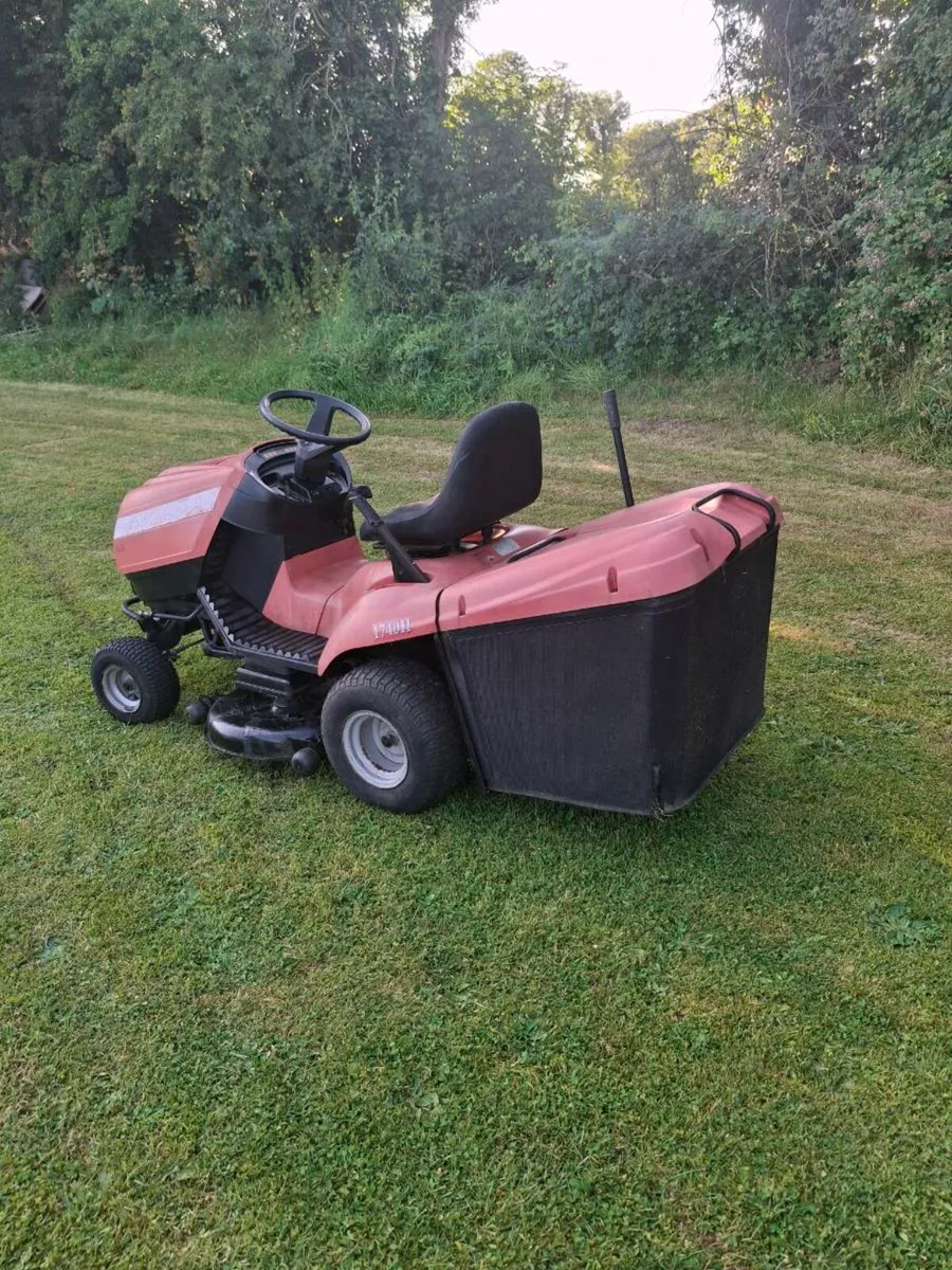 Ride on mower - Image 1