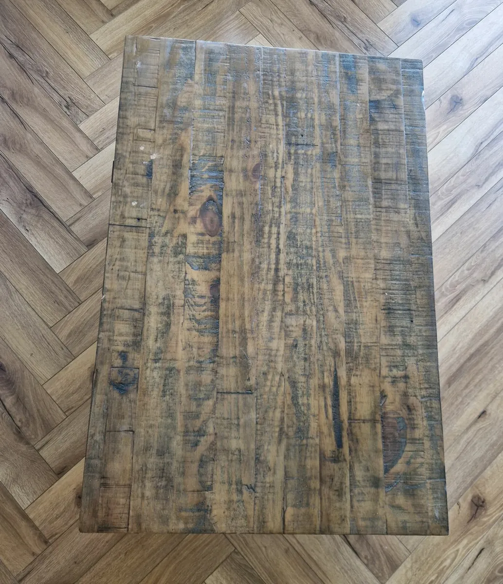 Coffee table - Image 1