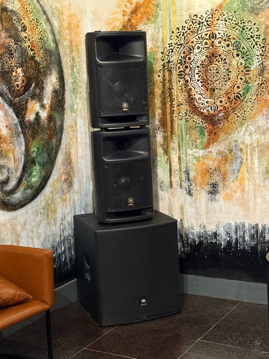 Yamaha Mar400 Speakers and JBL Eon 718S Subwoofer - Image 1