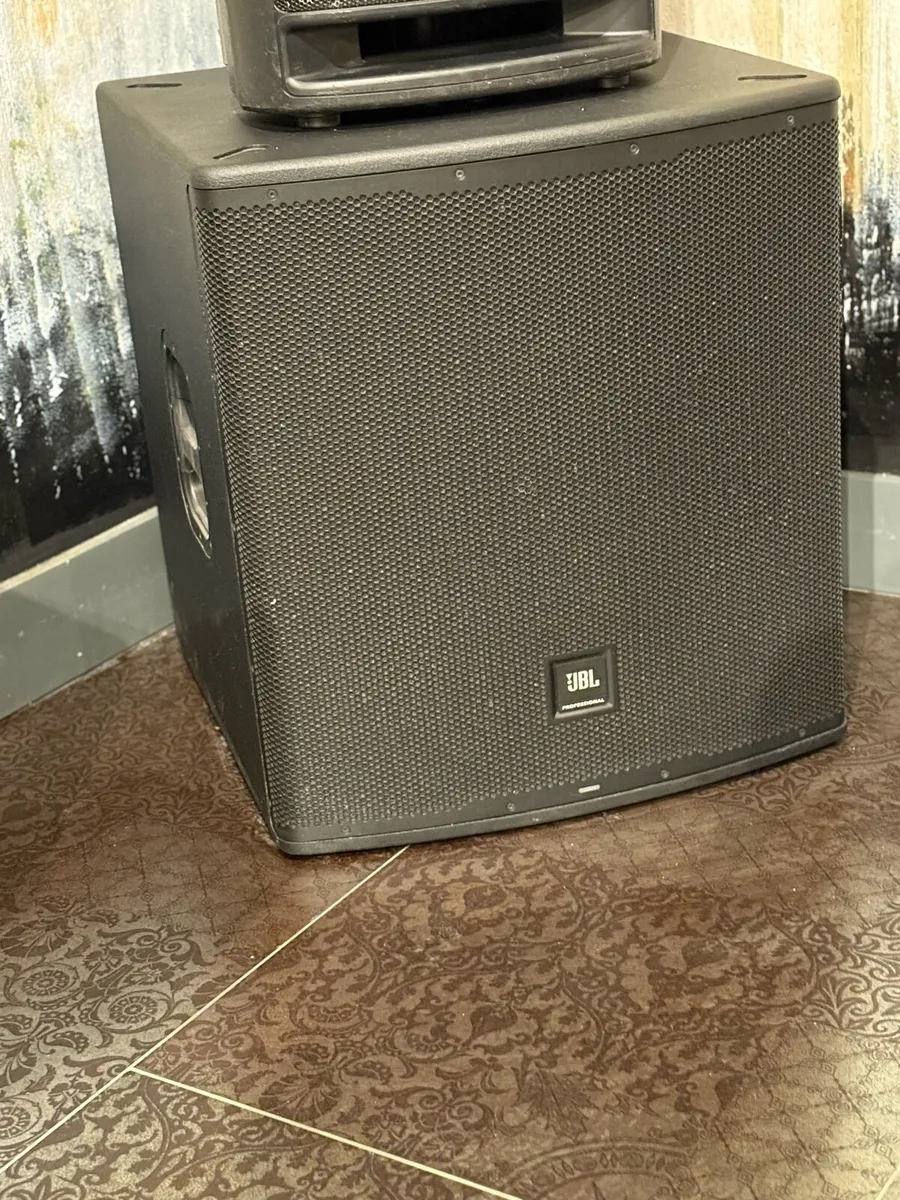 Yamaha Mar400 Speakers and JBL Eon 718S Subwoofer - Image 3