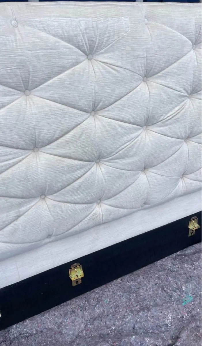 King size bedframe - Image 4