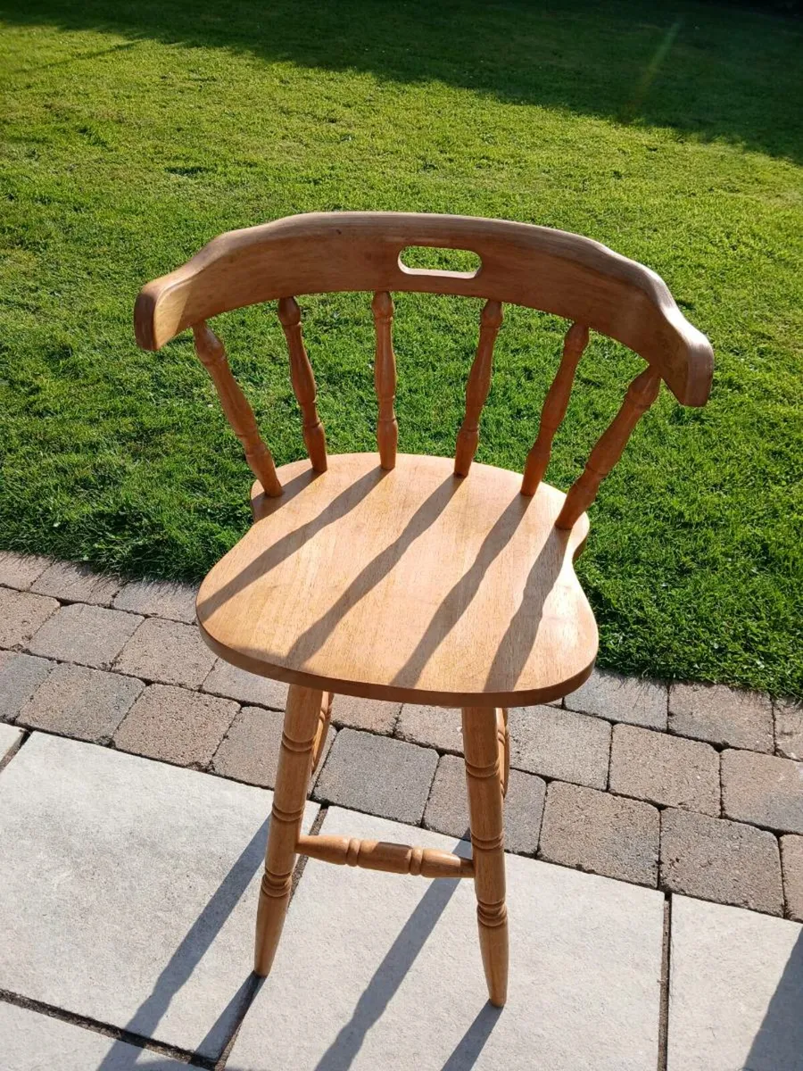 Wooden stool - Image 2