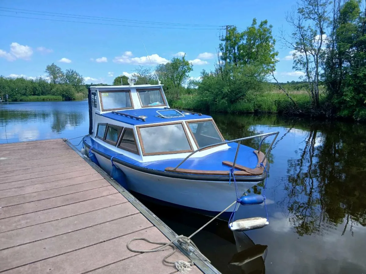 Birchwood 26 4/BERTH CRUISER BOAT - Image 1