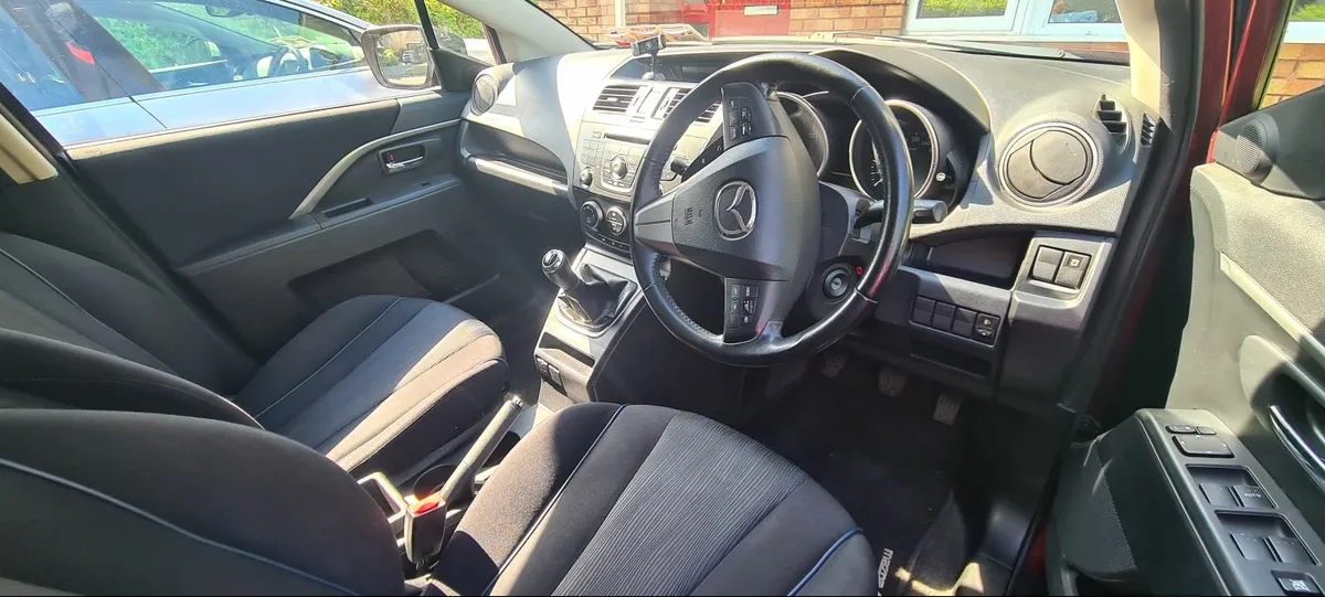 Mazda 5 2013 - Image 4