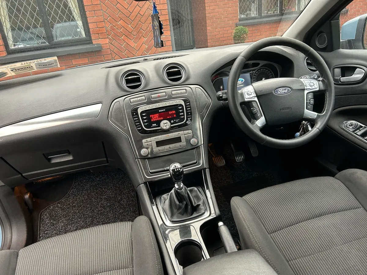 Ford Mondeo 2.0 Titanium - Image 4